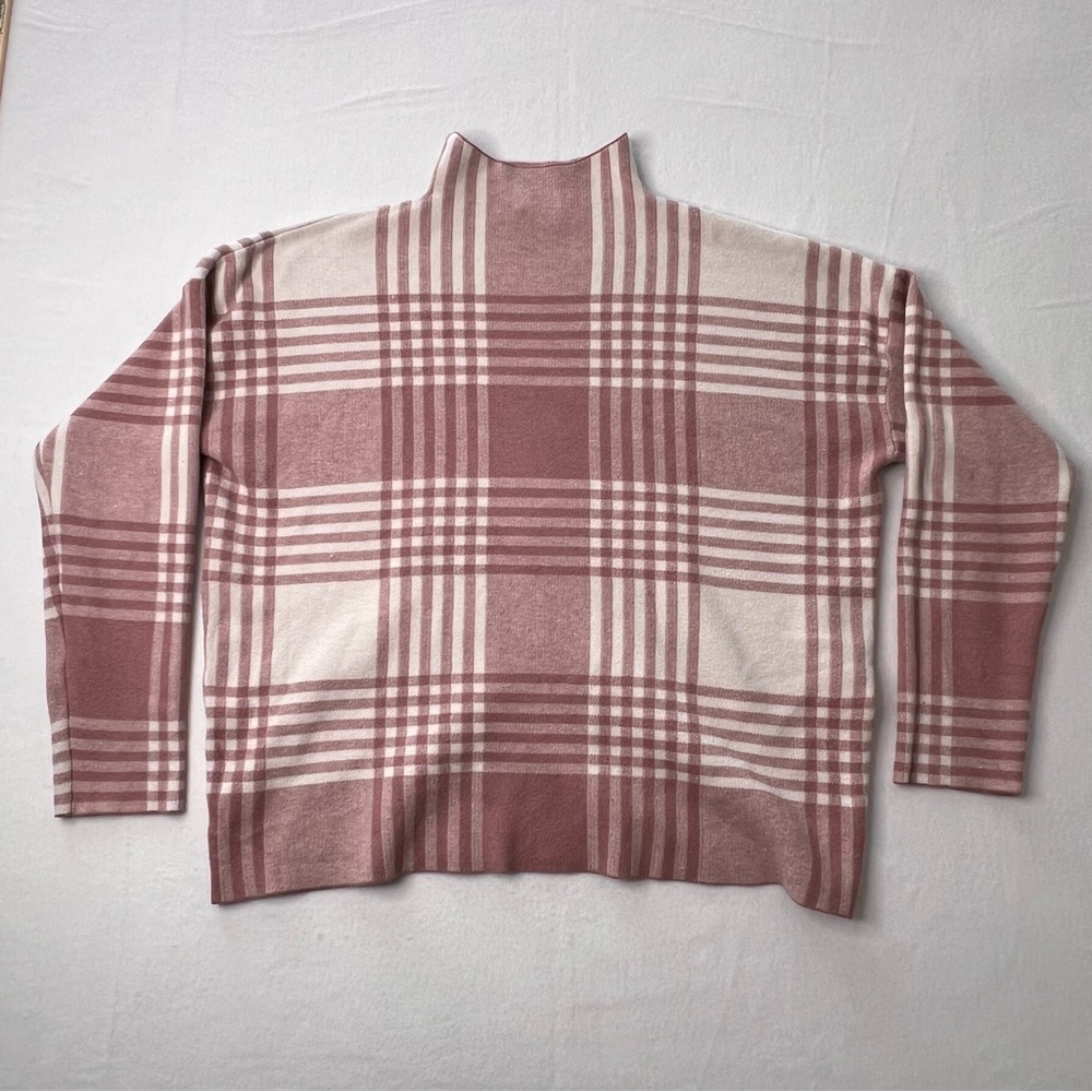 Max Studio Pink and Cream Plaid Turtleneck Sweater